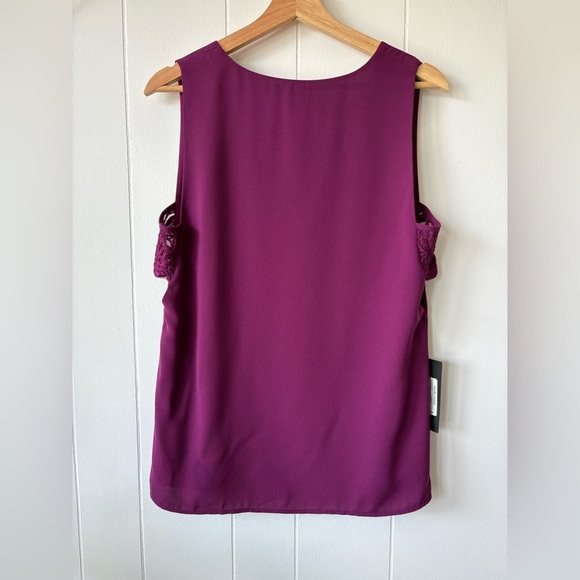 NWT Marciano Lace Cutout Sleeveless Top | Size Small - Picture 4 of 6